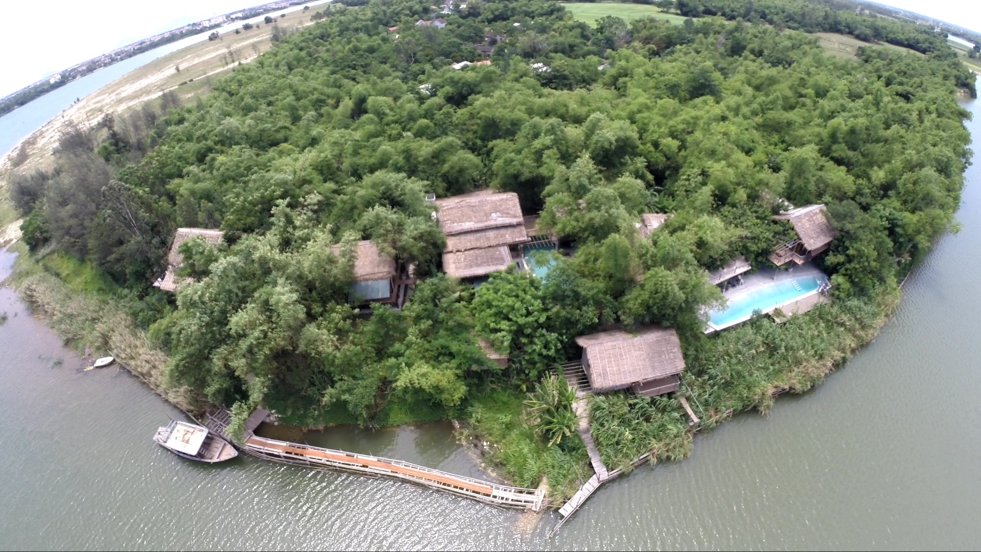 Aerial view of Triem Tay Gardens on the Thu Bồn River