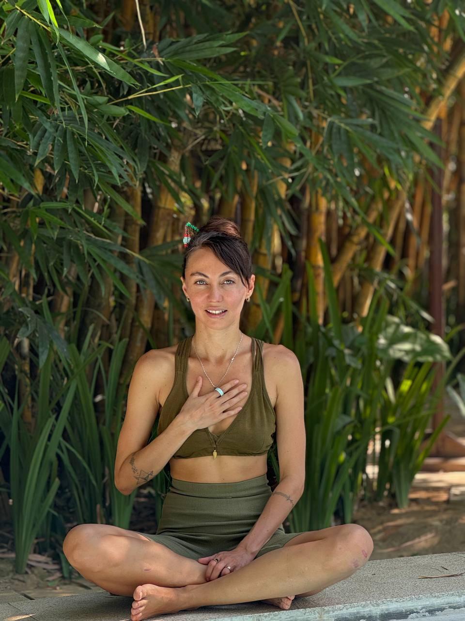 Meditation by the bamboo grove