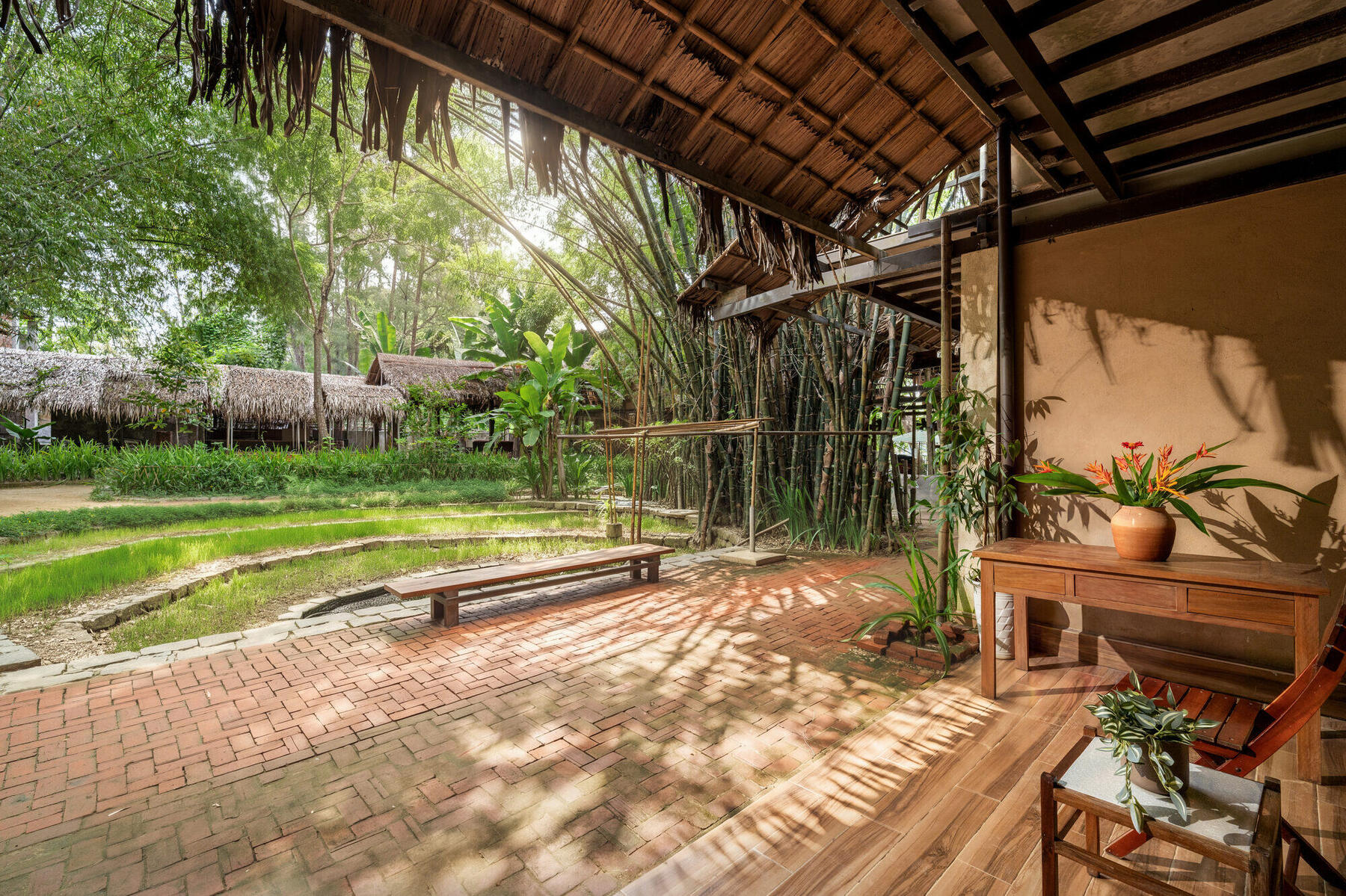 Village Garden Room — 5
